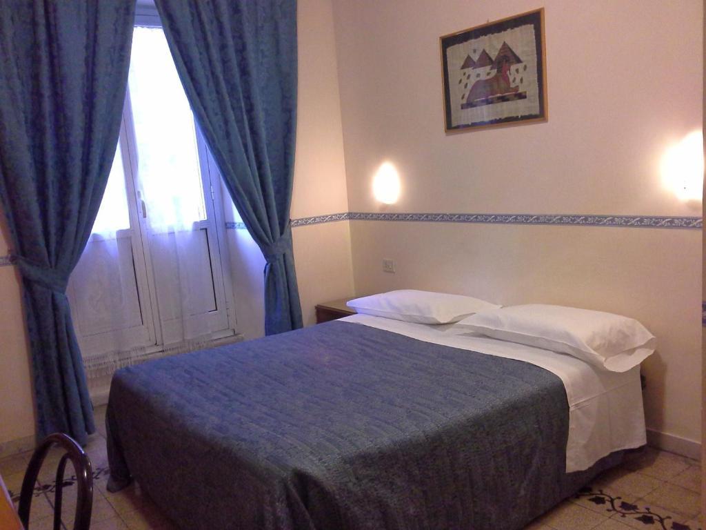 Collina Suites Roma Phòng bức ảnh